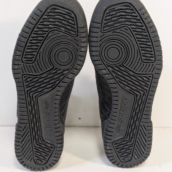 Size 6 - adidas Yeezy Powerphase Calabasas Core Black Near DS OG All - Picture 9 of 10